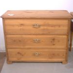 301 1124 CHEST OF DRAWERS